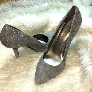 BCBGeneration Gray Suede Stiletto Heels Shoes Silver Accents Women’s Sz 8.5